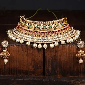 Gorgeous Indian Cosmetic Bridal Jewelry Set (Necklace with matching Earrings)